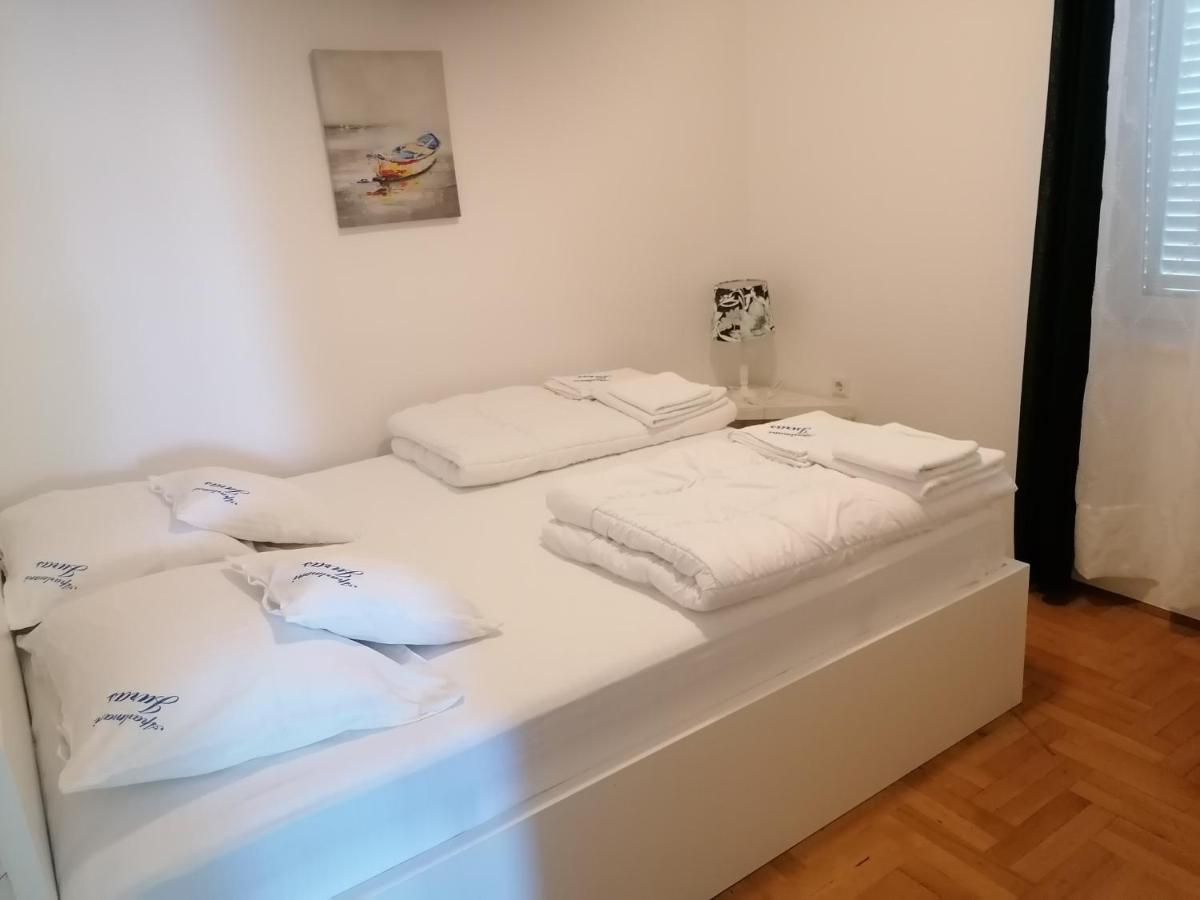 Apartma Juras *